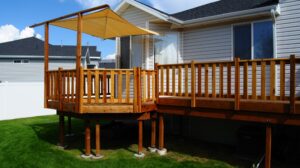 Deck Construction Contractors